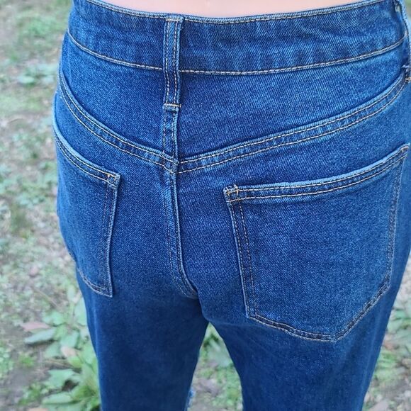 No boundaries high-rise girlfriend jeans - Picture 6 of 9